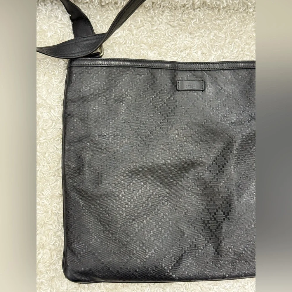 GUCCI Diamante Unisex Black Messenger Bag